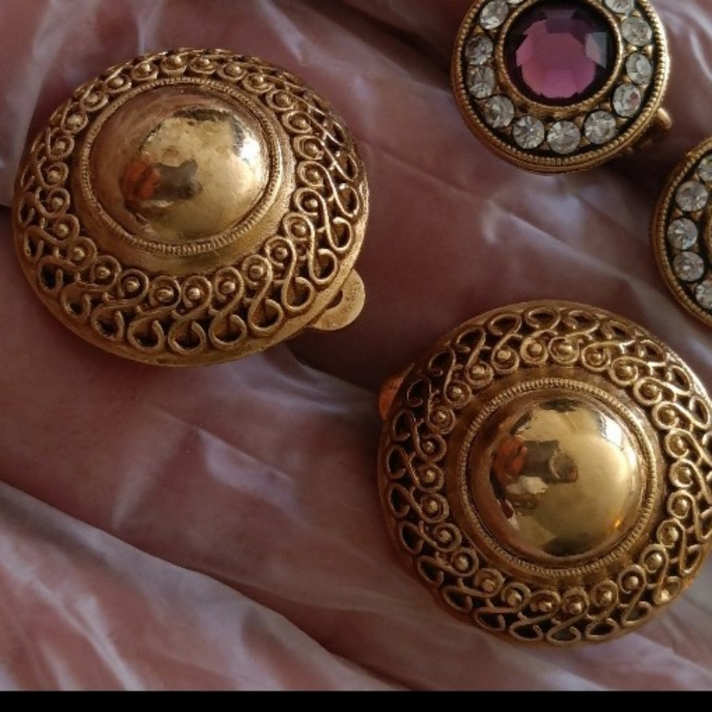 Vintage GIVENCHY Paris New York Etruscan Style Earrings